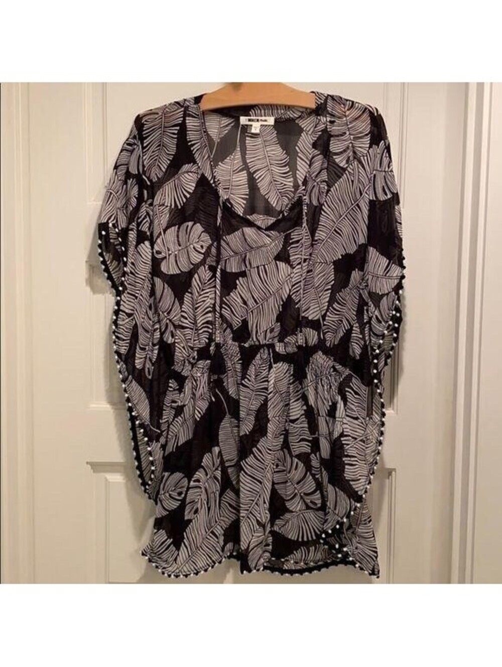 NEW Miken Black Printed Smocked-Waist Cover-up L